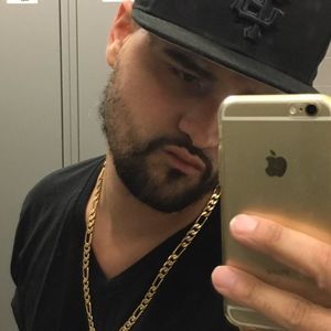 Meet your Posher, Hector